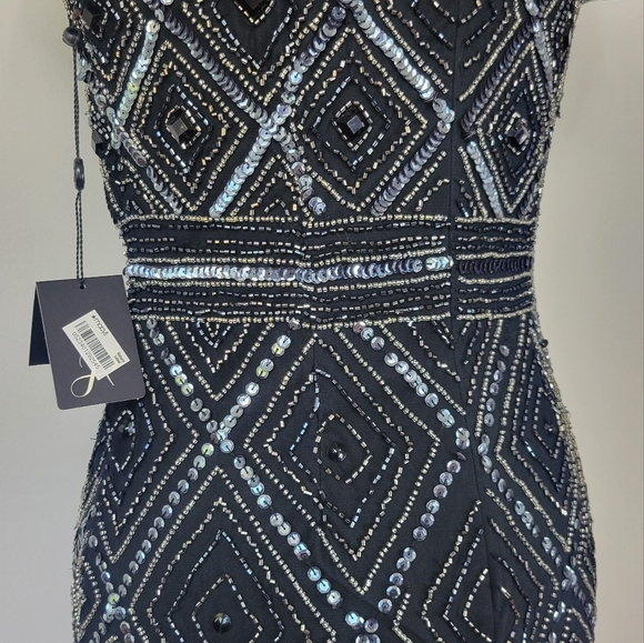NWT Adrianna Papell 1920s inspired beaded gown - Picture 9 of 16